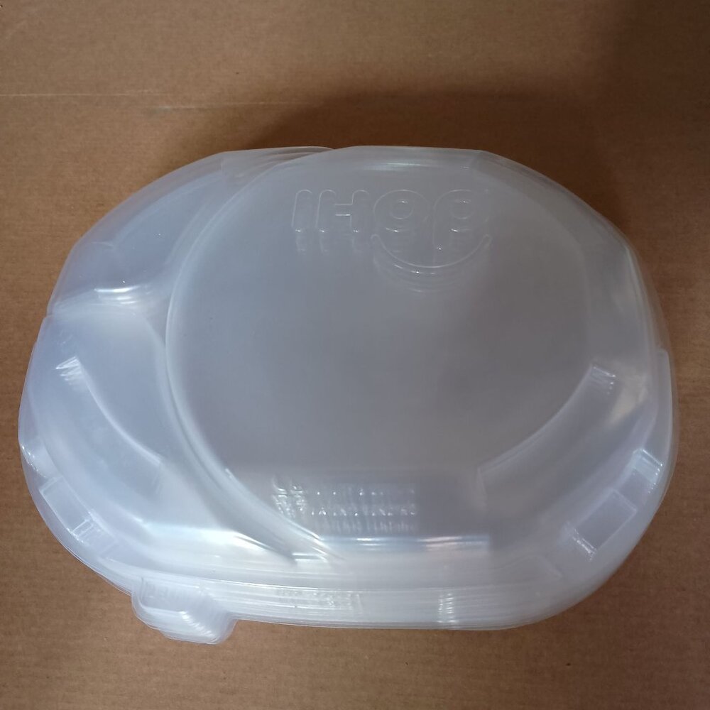 Ihop interchangeable lid and bottom food storage containers